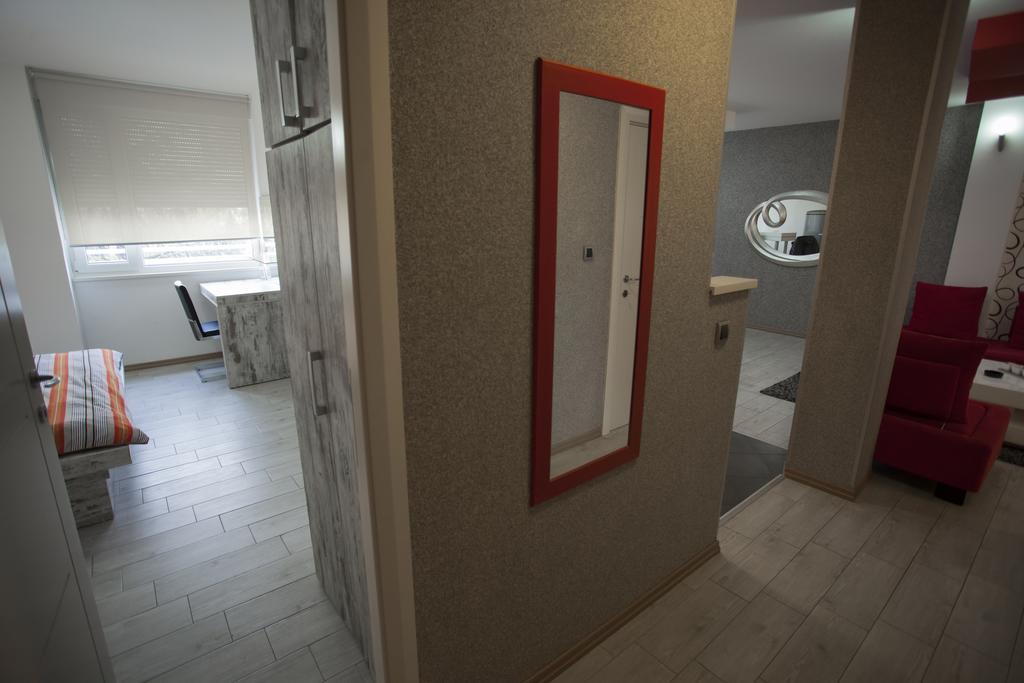 Apartment Red Belgrád Szoba fotó